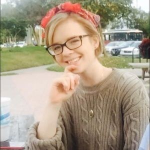 Meet your Posher, Michaela